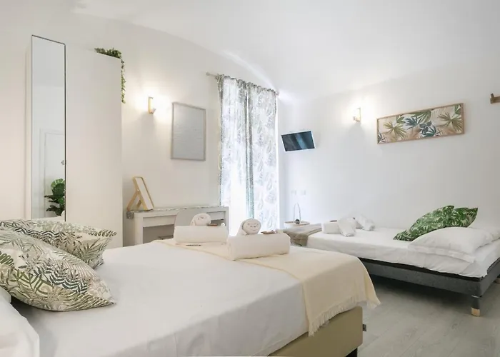 White Candia 4* Roma