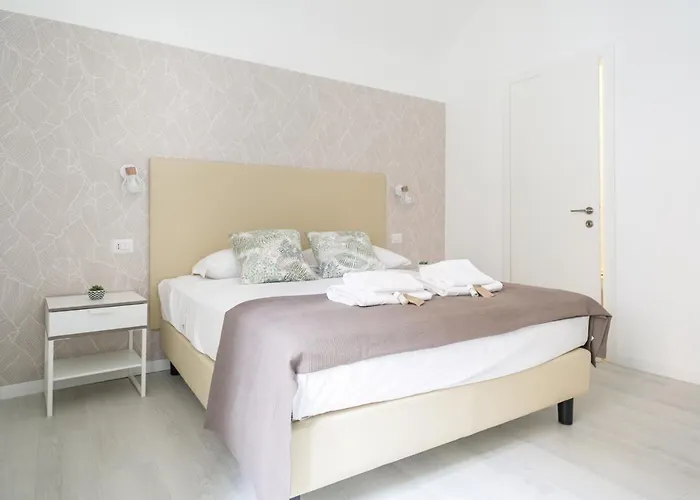 White Candia Oda ve Kahvaltı 4*