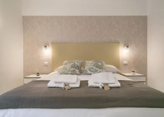 White Candia Oda ve Kahvaltı 4*